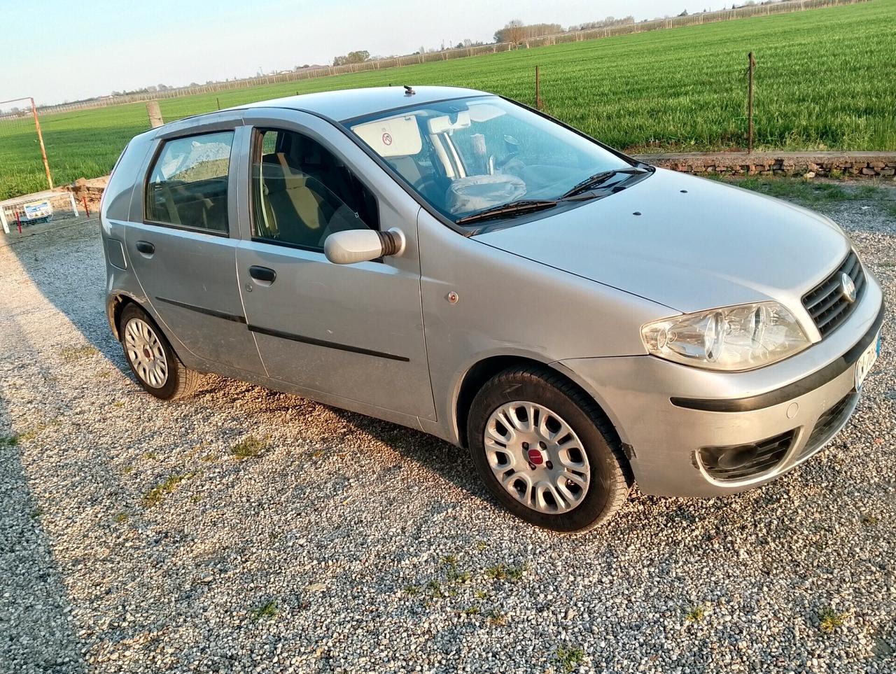 Fiat Punto 1.2 cc benzina 148.000 km unico proprietario perfetta