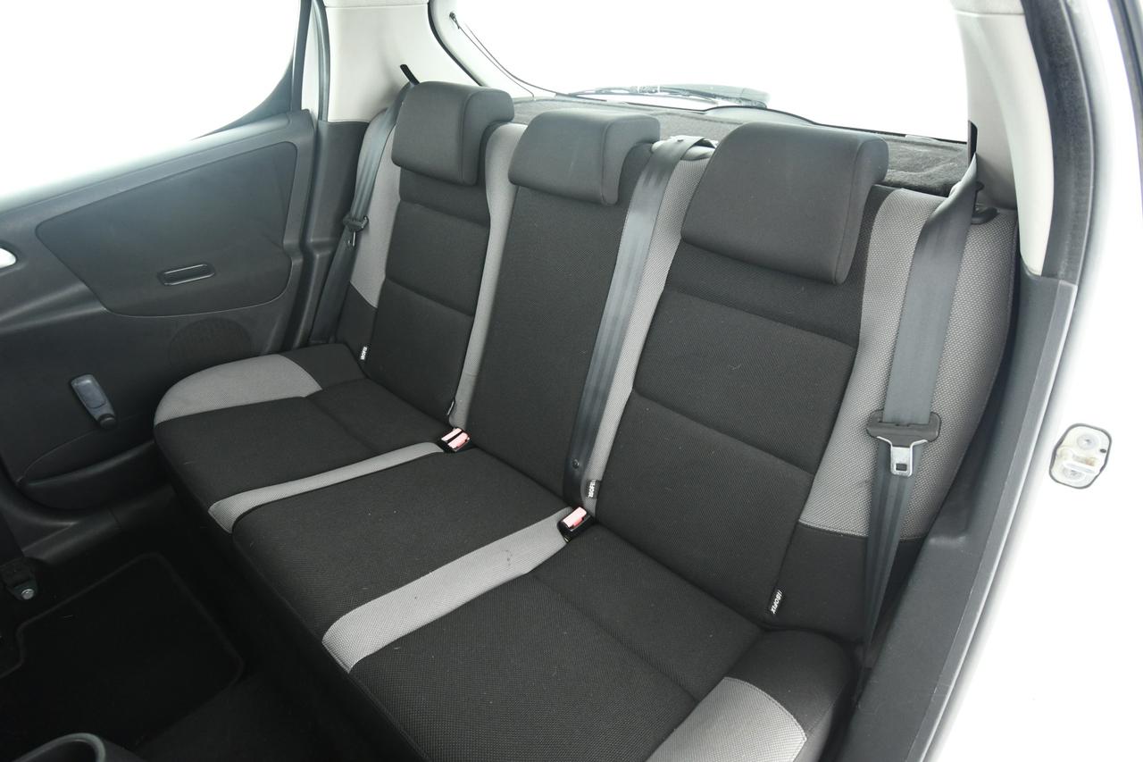 PEUGEOT 207 5p 1.4 8v X-Line eco-Gpl FL X COMMERCIANTI+NEOPATENTATI