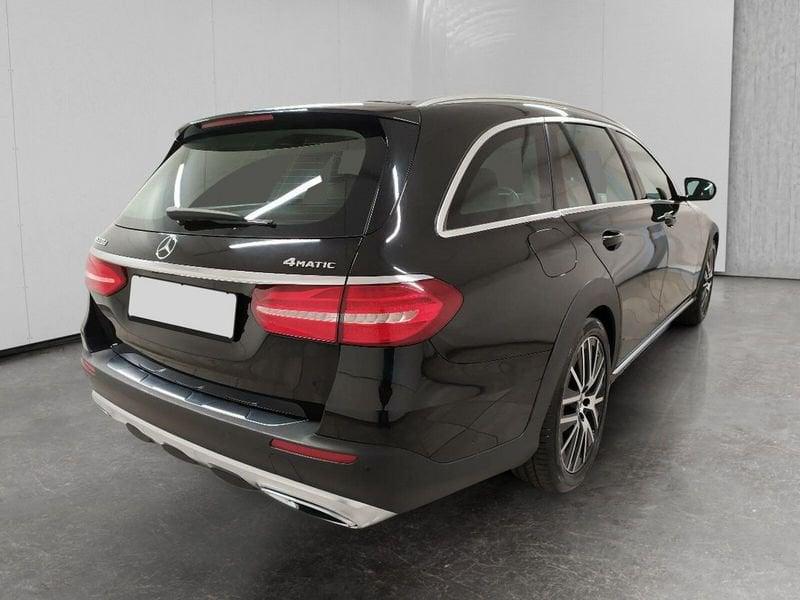 Mercedes-Benz Classe E E SW All-Terrain 220 d Business Sport 4matic auto