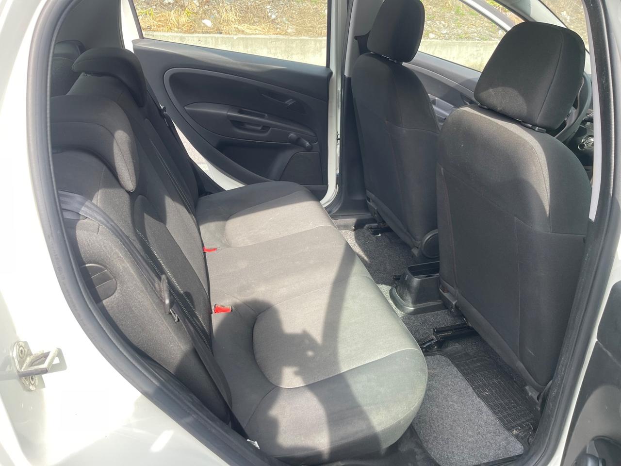 Fiat Punto 1.3 MJT II 95 CV 5 porte