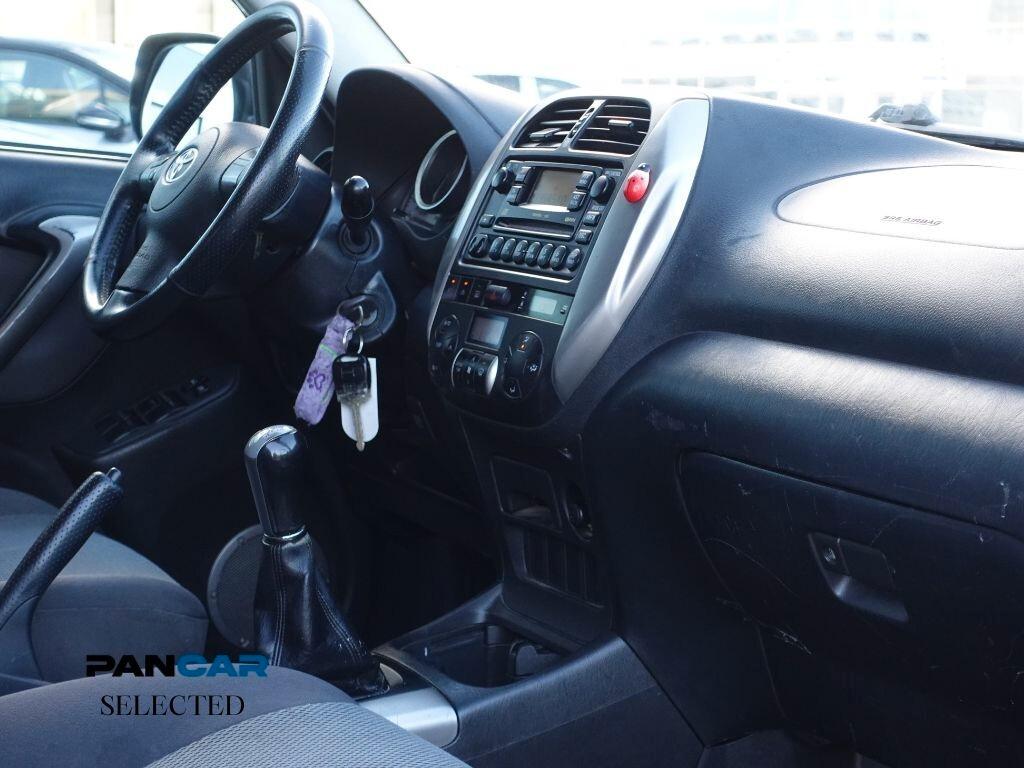 Toyota RAV 4 RAV4.com 2.0 Tdi D-4D cat 5 porte