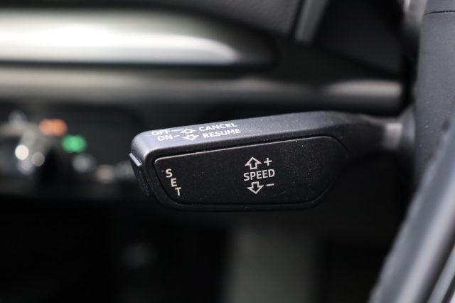 AUDI A3 Sportback 30 TDI S tronic S Line COCKPIT Navi LED