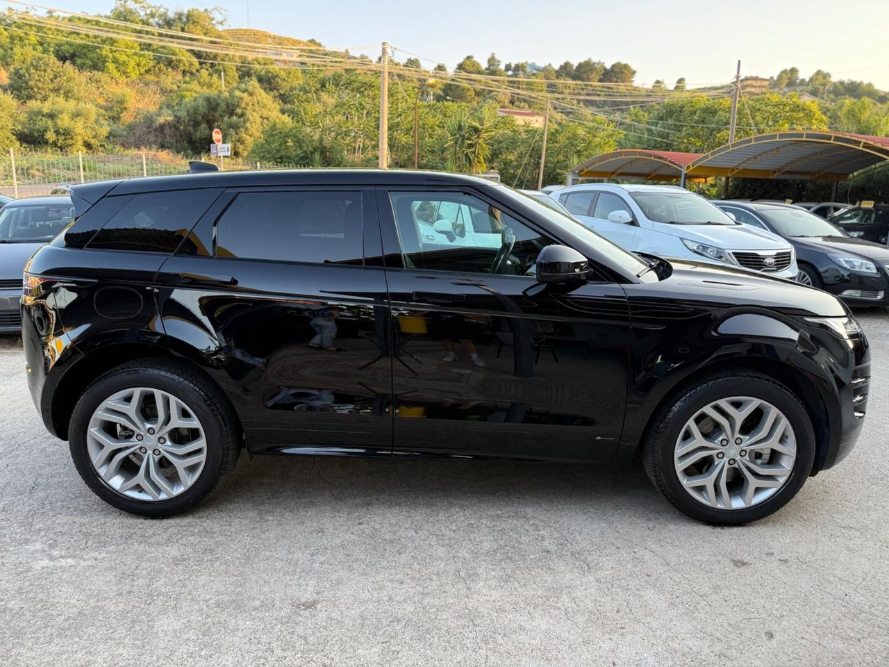 Land Rover Evoque 2.0 D150 CV R-Dynamic KM CERTIF.