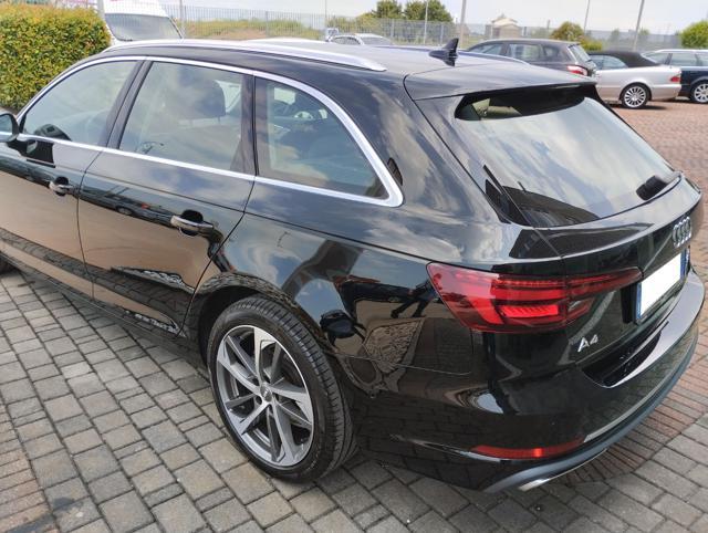 AUDI A4 Avant 30 TDI S tronic