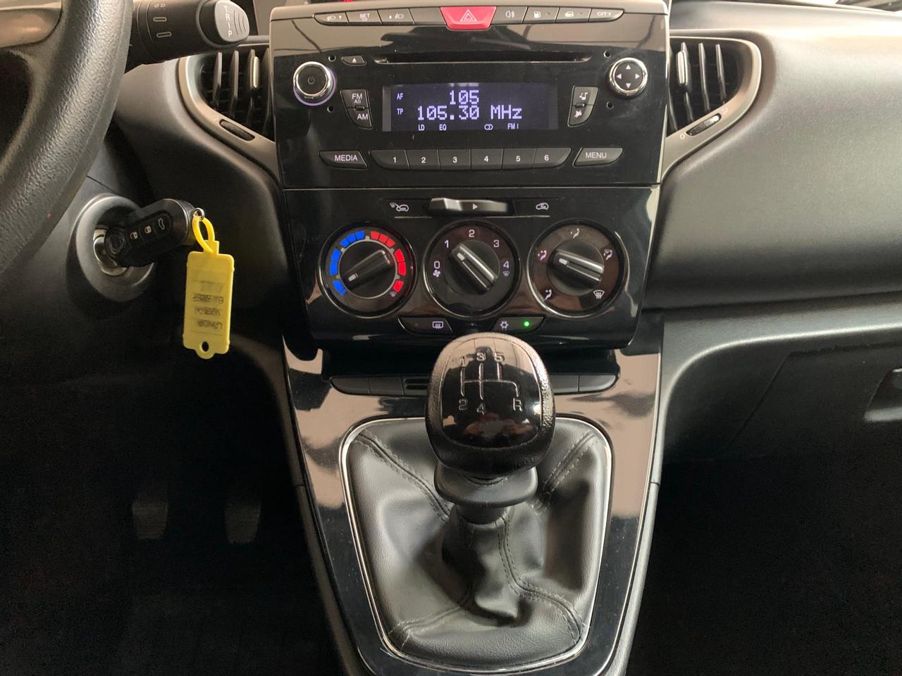Lancia Ypsilon 1.2 8v Elefantino ecochic Gpl 69cv