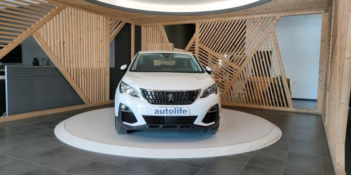 Peugeot 3008 1.6 bluehdi Business s&s 120cv