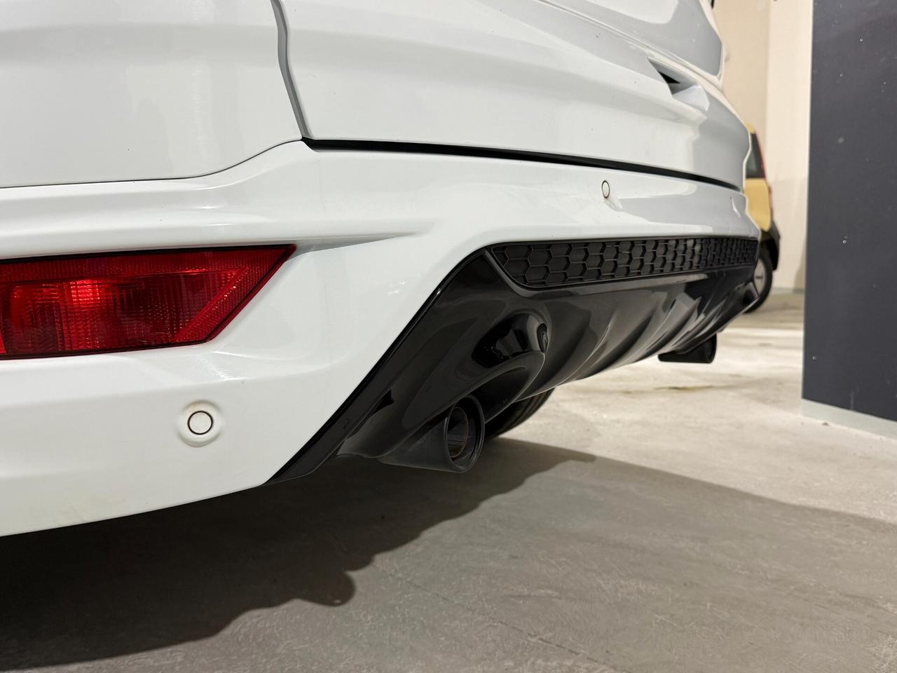 Ford Kuga 2.0 TDCI 120 ST-Line Tetto apribile