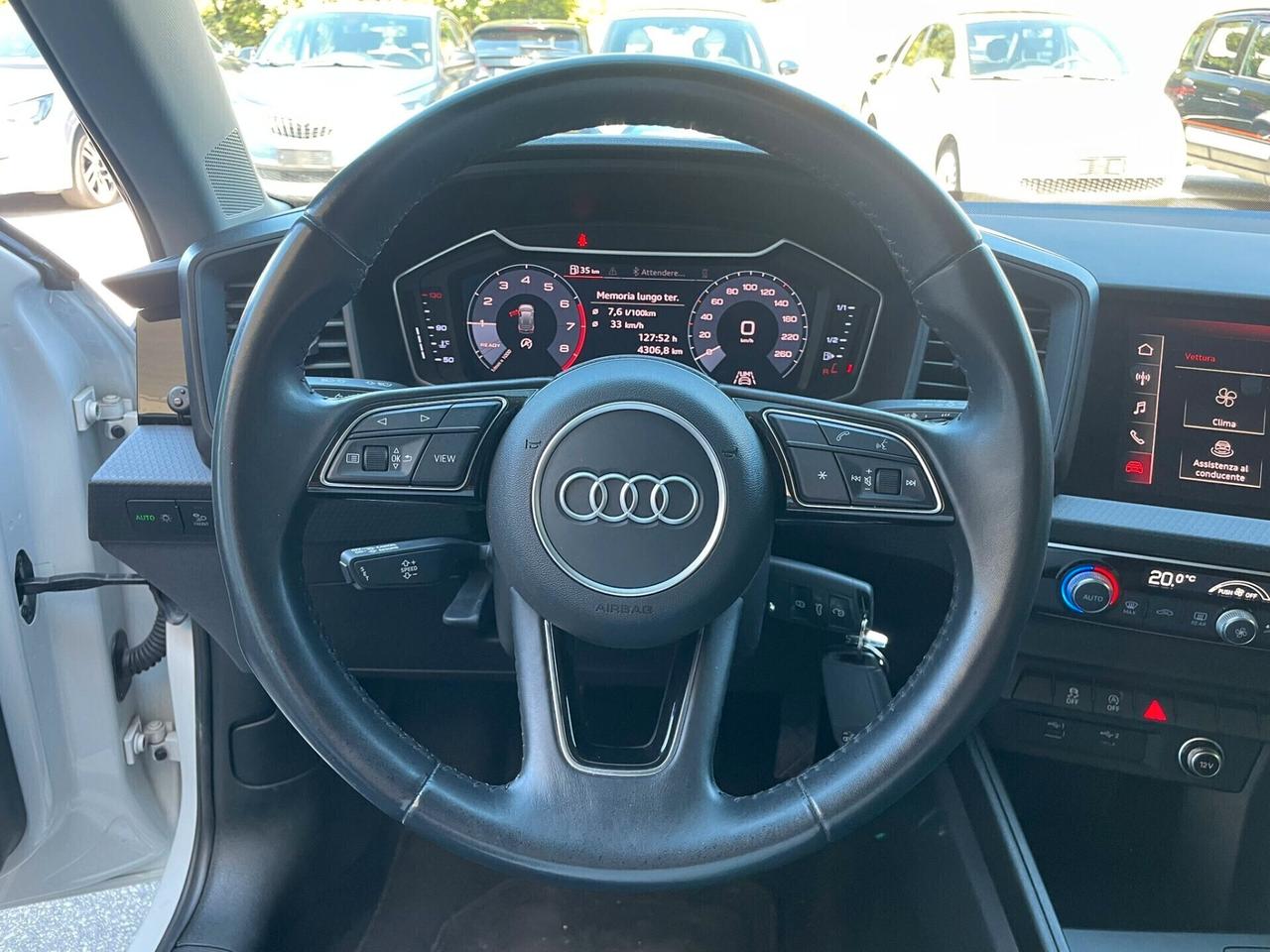 AUDI A1 SPTB IDENTITY CONTRAST 25TFSI 95cv