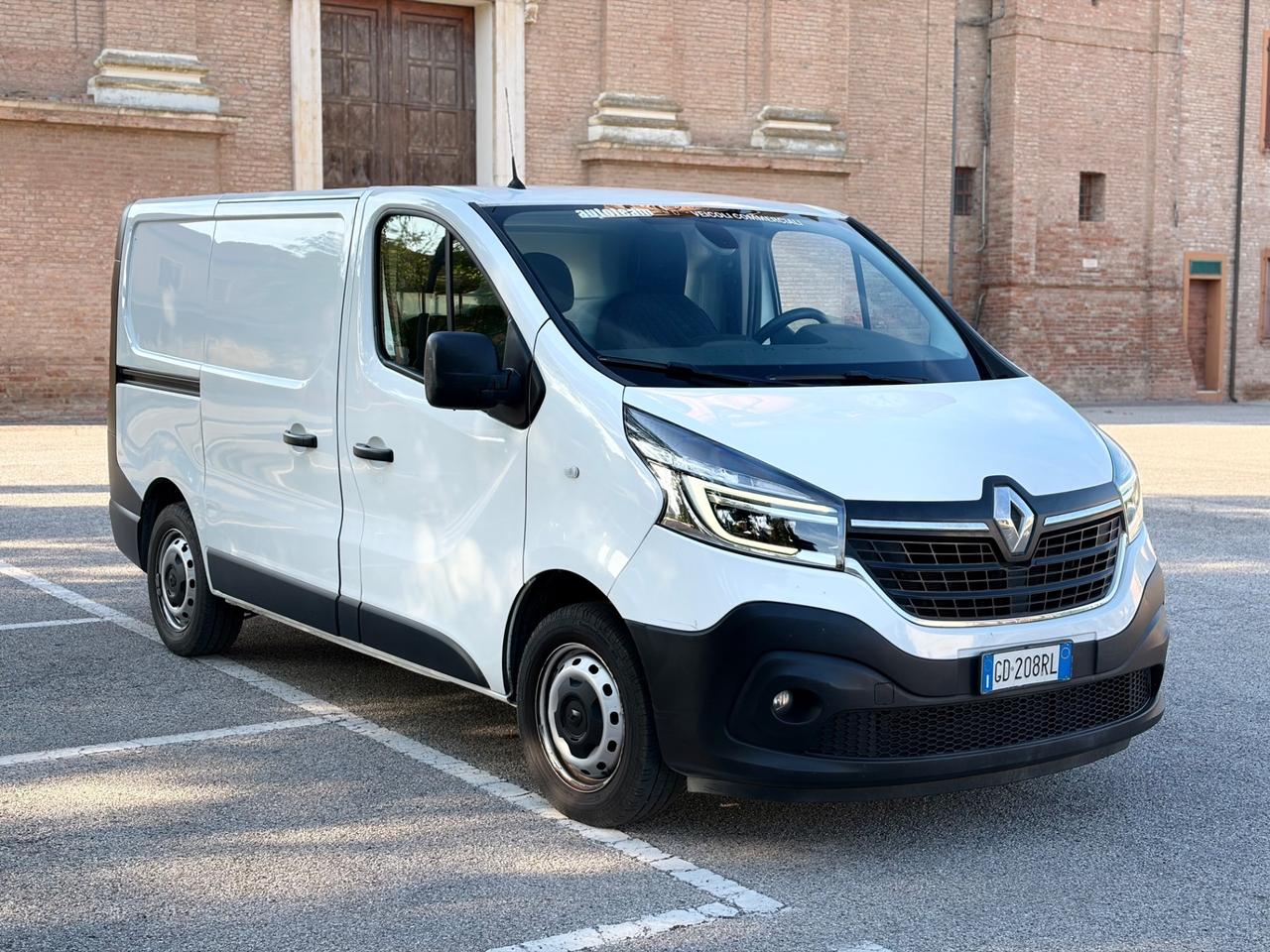 Renault traffic 2.0 diesel 2021