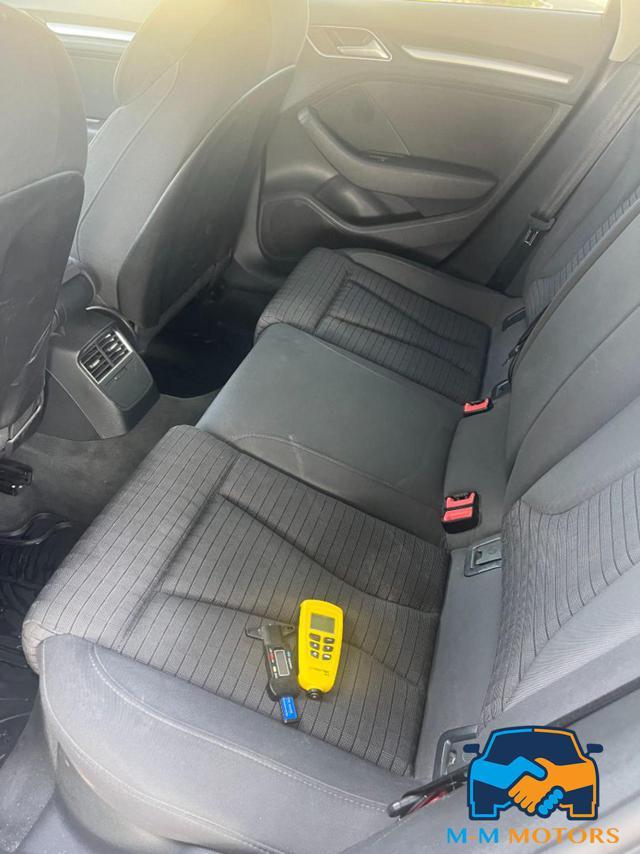 AUDI A3 SPB 1.6 TDI clean diesel Ambition