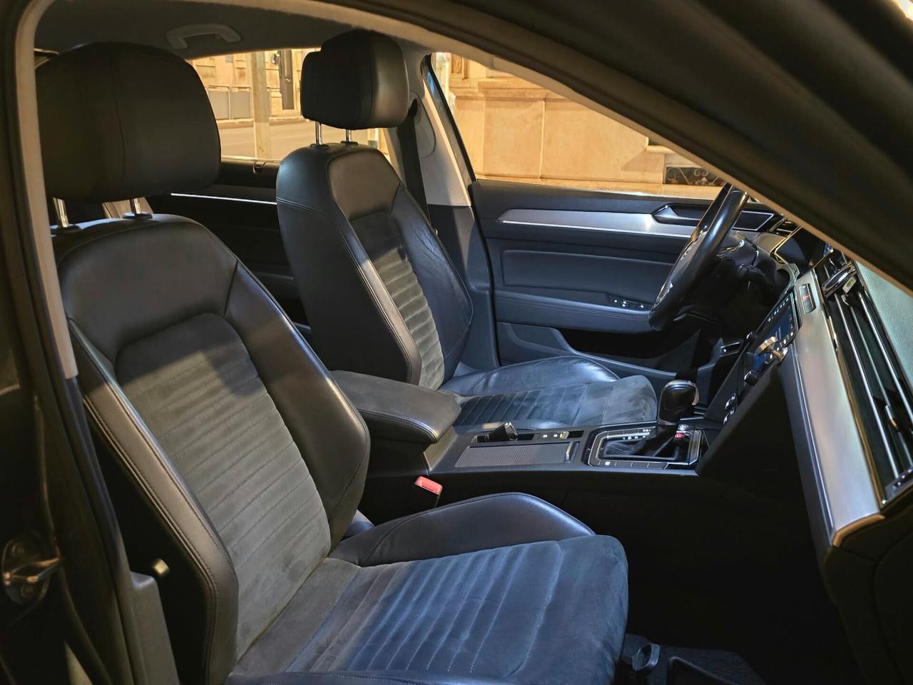 Volkswagen Passat 2.0 TDI DSG Highline BlueMotion