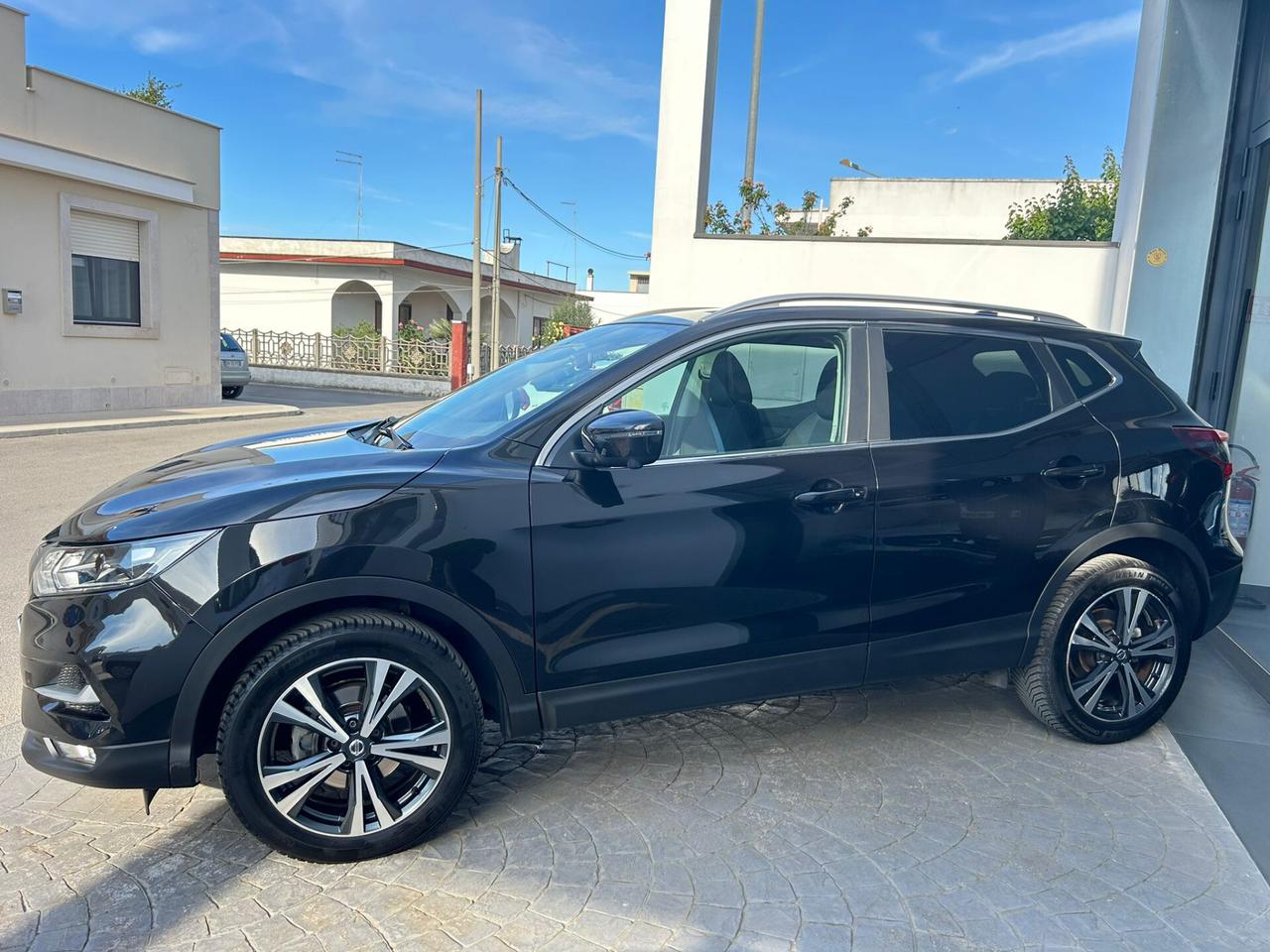 Nissan Qashqai 1.5 DCI TEKNA TETTO/360°-12/2017