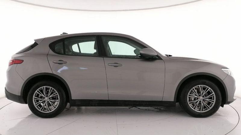 Alfa Romeo Stelvio 2.2 t Super rwd 180cv auto