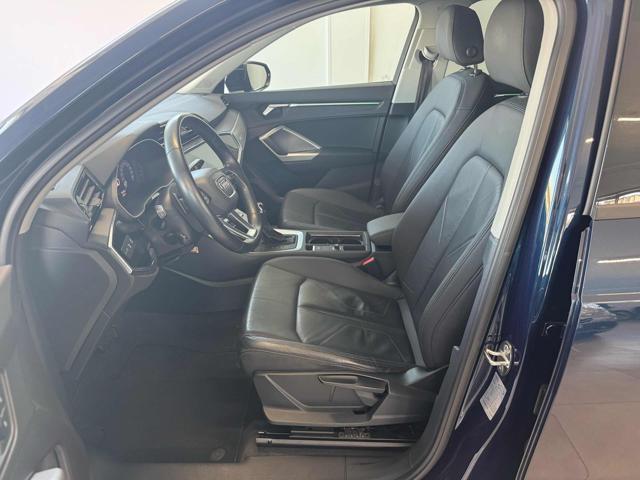 AUDI Q3 35 TDI S tronic Business
