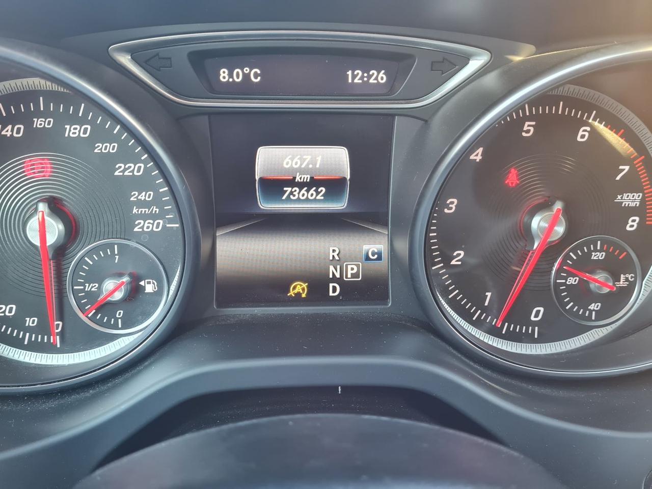 Mercedes-Benz GLA 250 Premium #8103