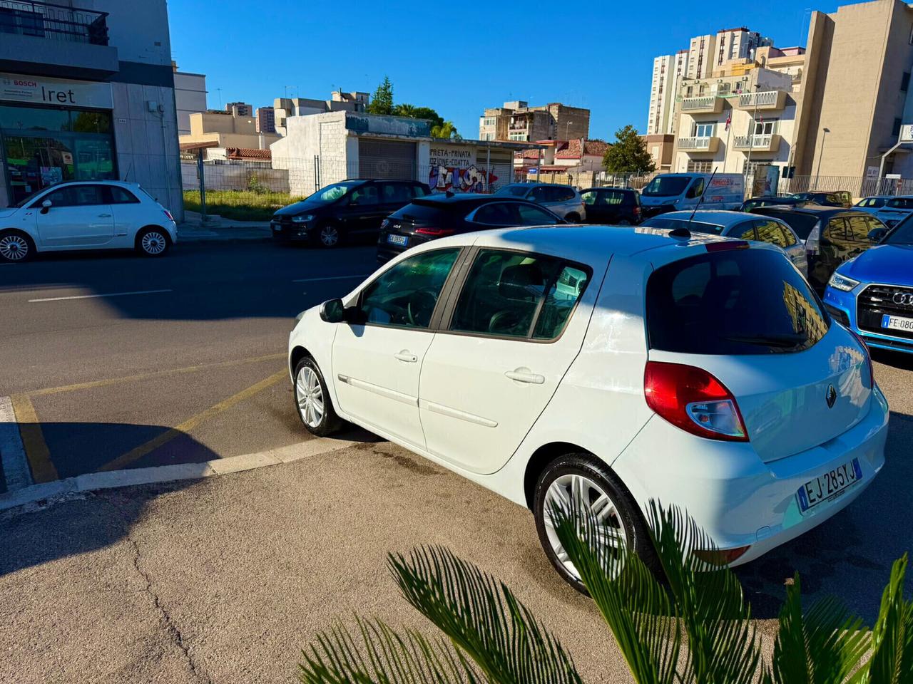 Renault Clio 1.2 16V 5 porte Live! - Anno 2011 - NEOPATENTATO