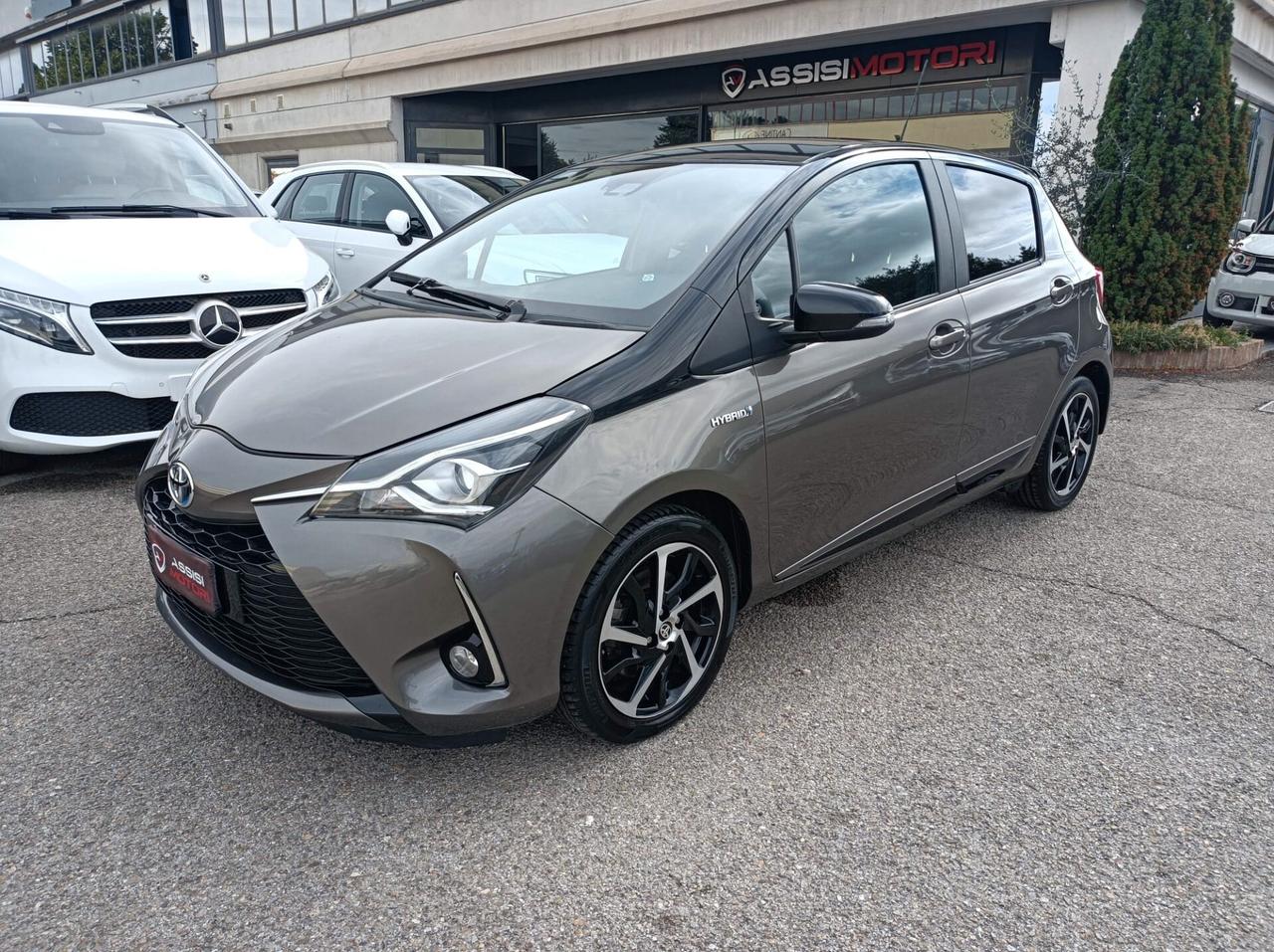 Toyota Yaris 1.5 Hybrid 5 porte Lounge Blue