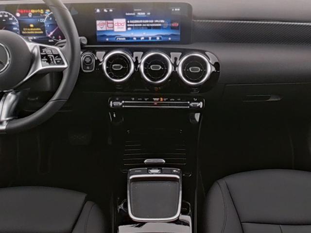 MERCEDES-BENZ A 180 d Automatic Advanced