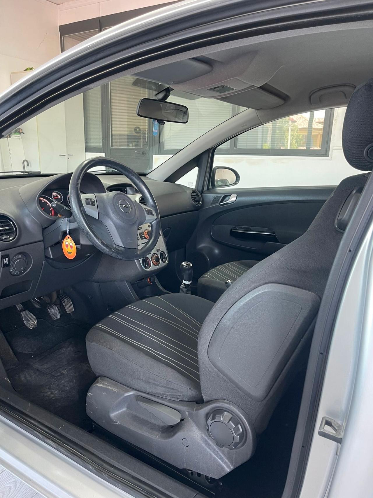 Opel Corsa 1.2 80CV 3 porte GPL-TECH Club