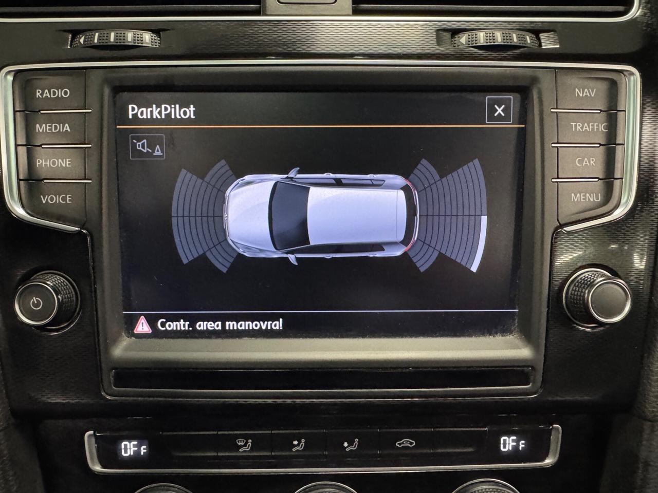 Volkswagen Golf GTI 2.0 TSI DSG TETTO