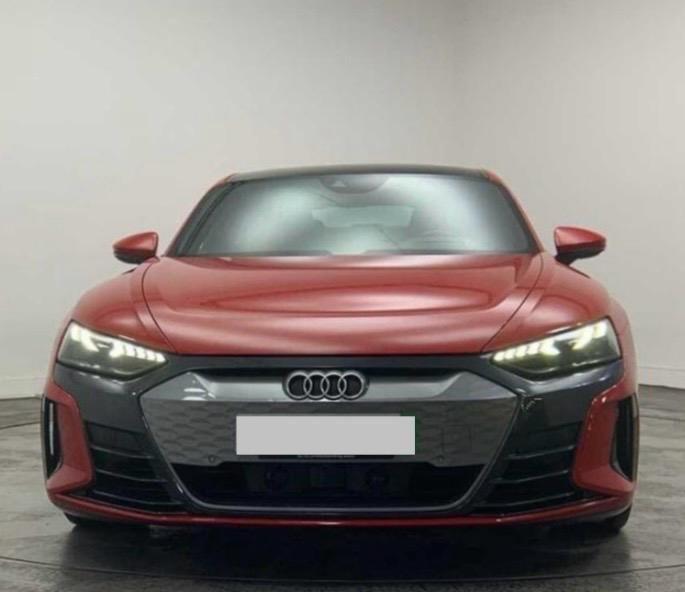 Audi E-tron GT