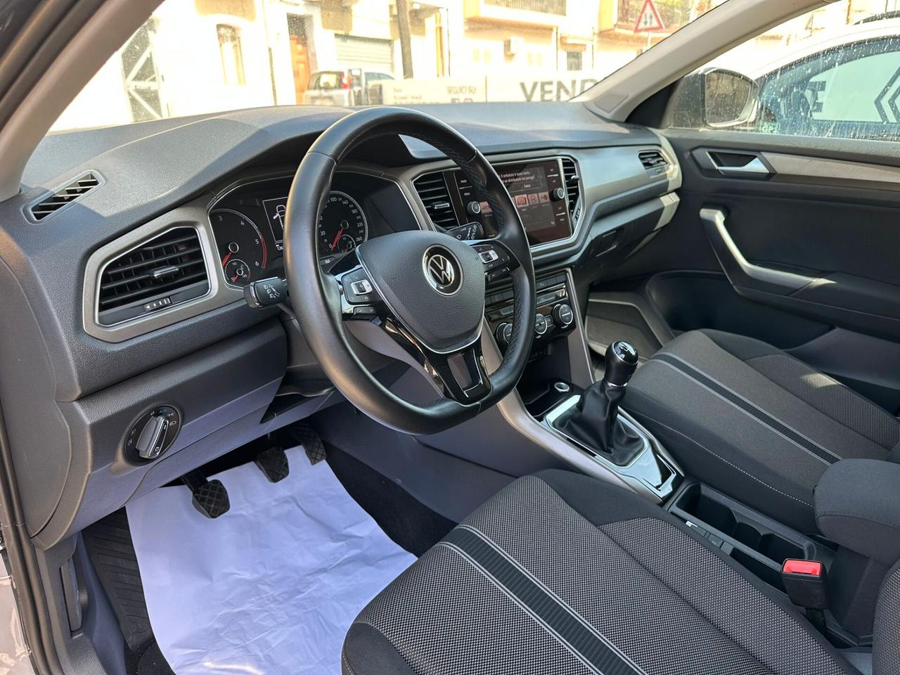 Volkswagen T-Roc 2.0 TDI SCR Business BlueMotion Technology