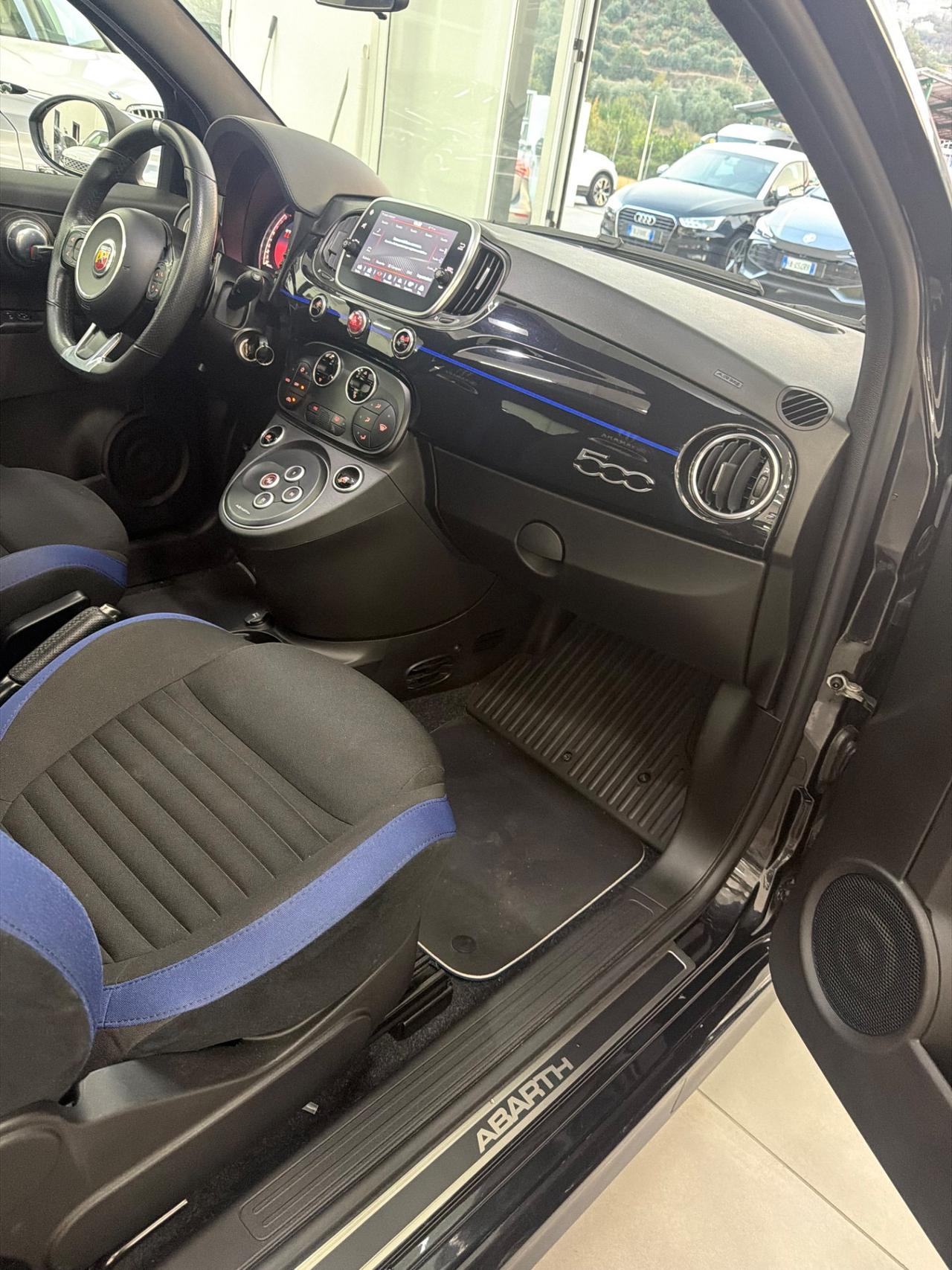 500 Abarth 595 165 CV Monster Energy Yamaha