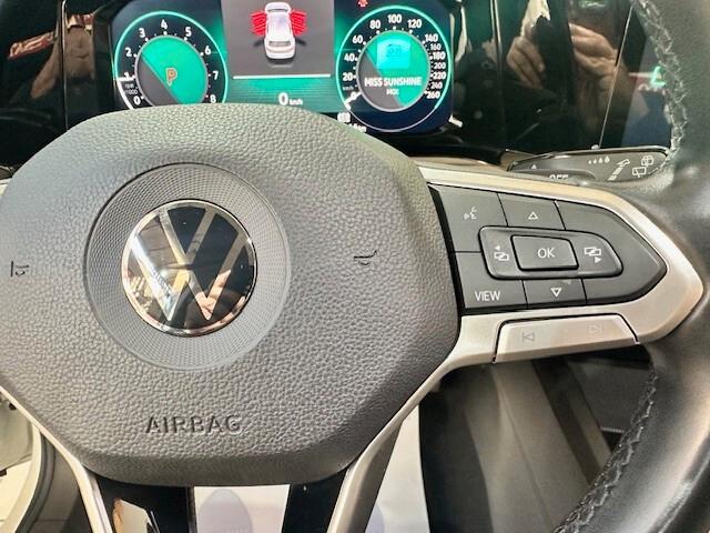 Volkswagen Golf 1.0 eTSI EVO DSG Life