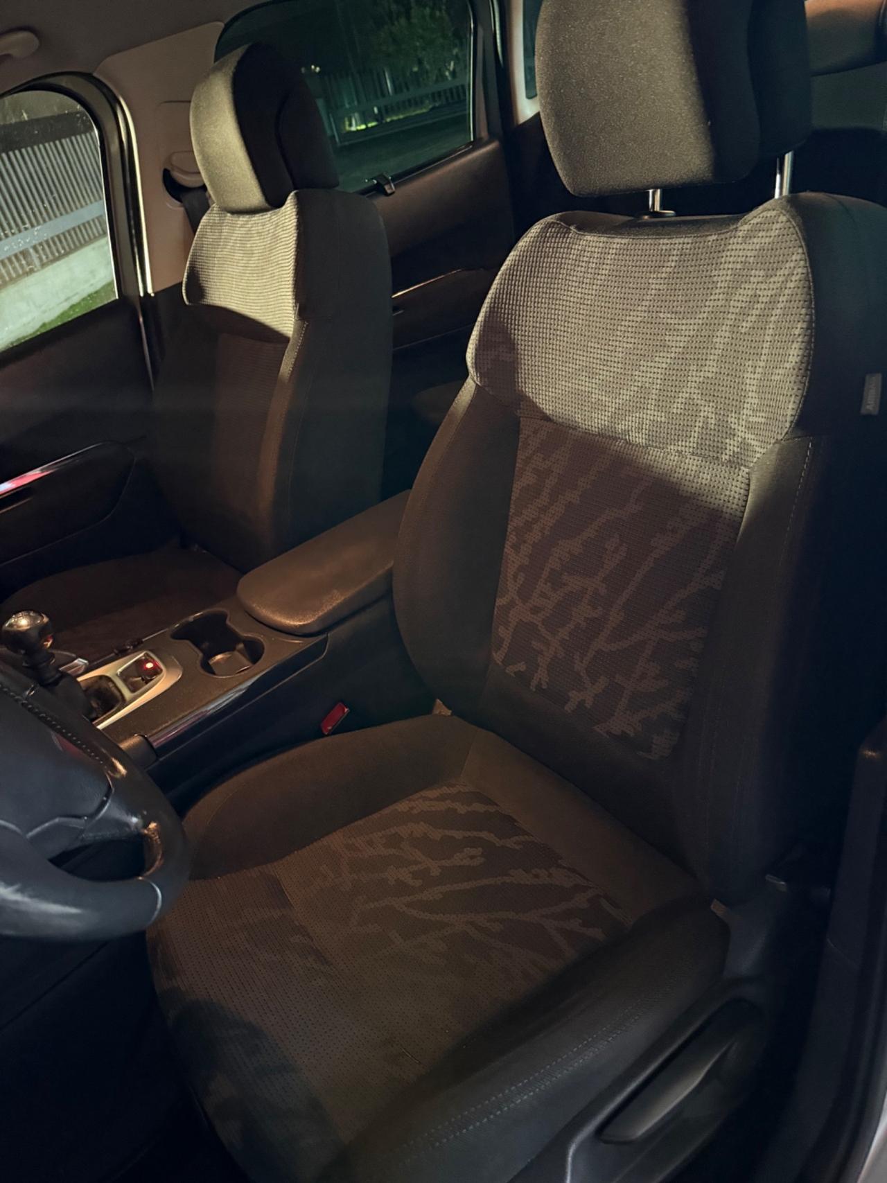 Peugeot 3008 1.6 HDi 110CV Business