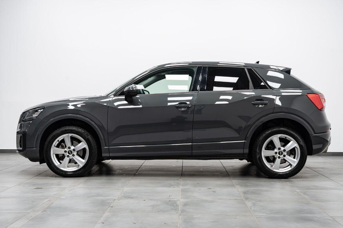 Audi Q2 30 TFSI Business