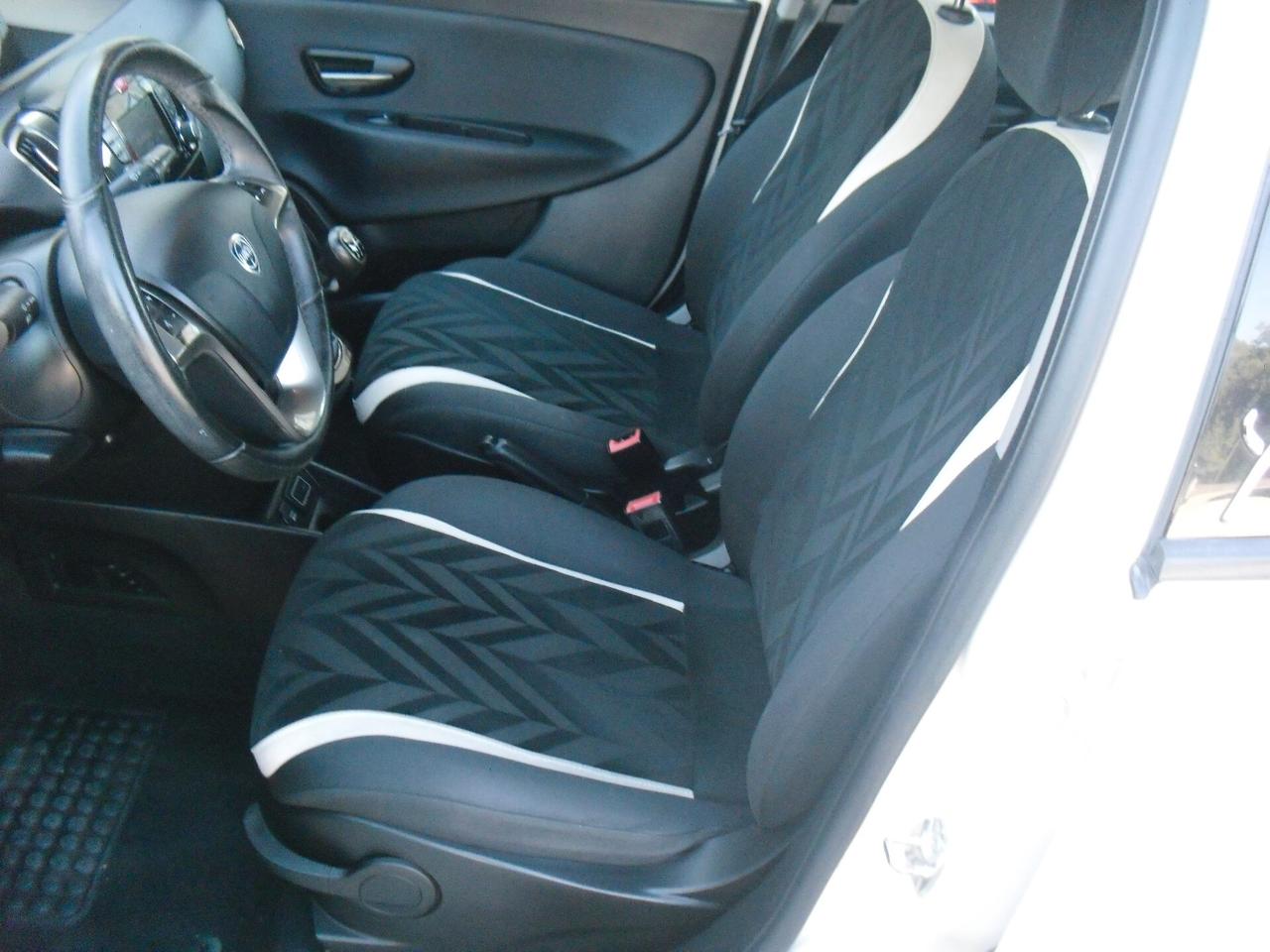 Lancia Ypsilon GPL 1.2 69 CV E6 Gold, PERFETTE CONDIZIONI, OK NEOPAT.