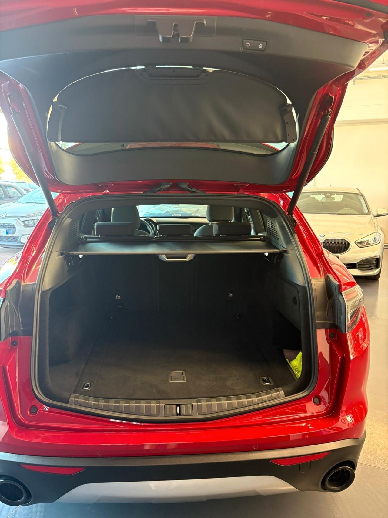 Alfa Romeo Stelvio 2.2 Turbodiesel 160 CV AT8 RWD Super Business
