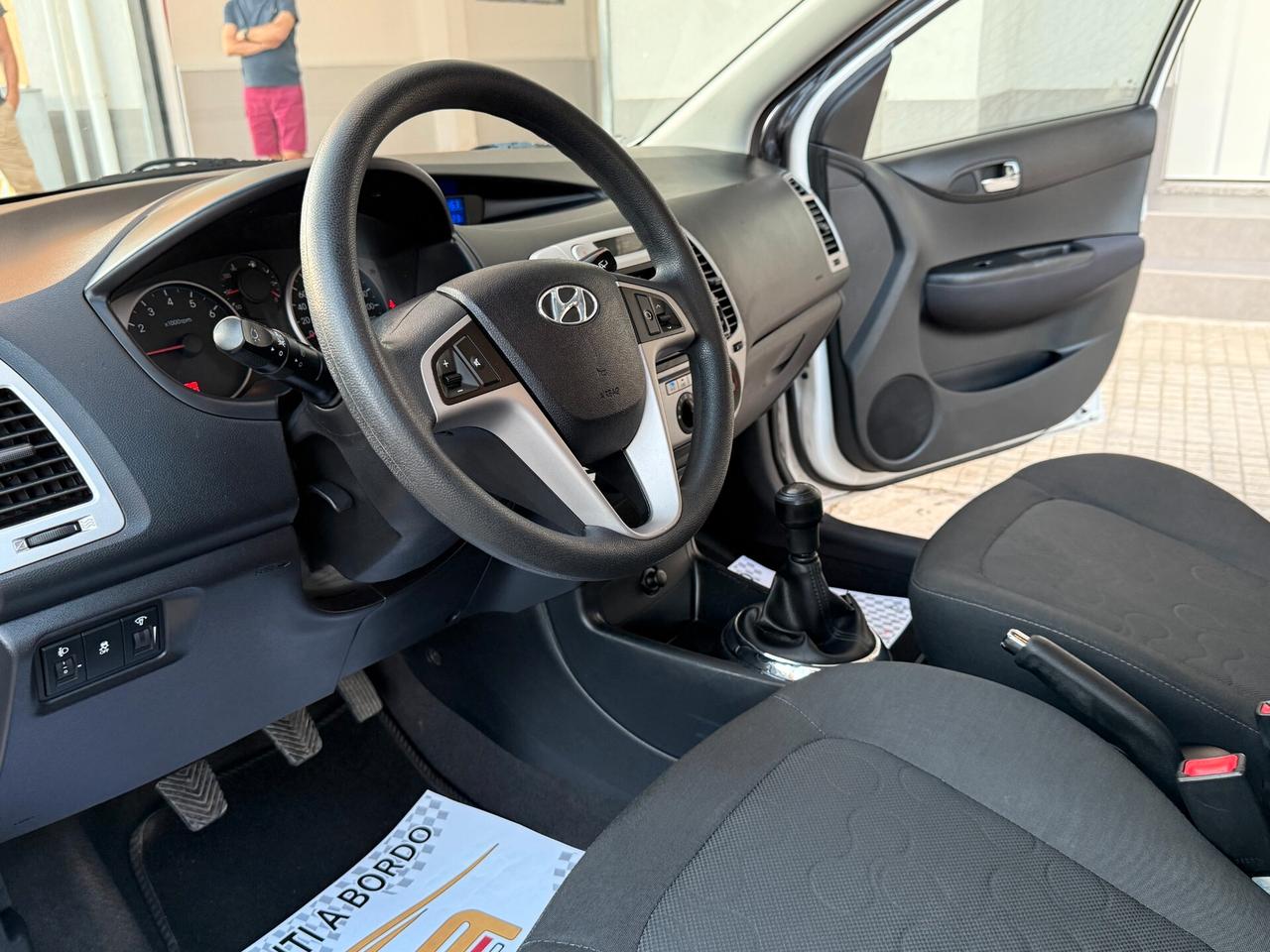 Hyundai i20 1.2 5P. SOLI KM 88.000 - 2012