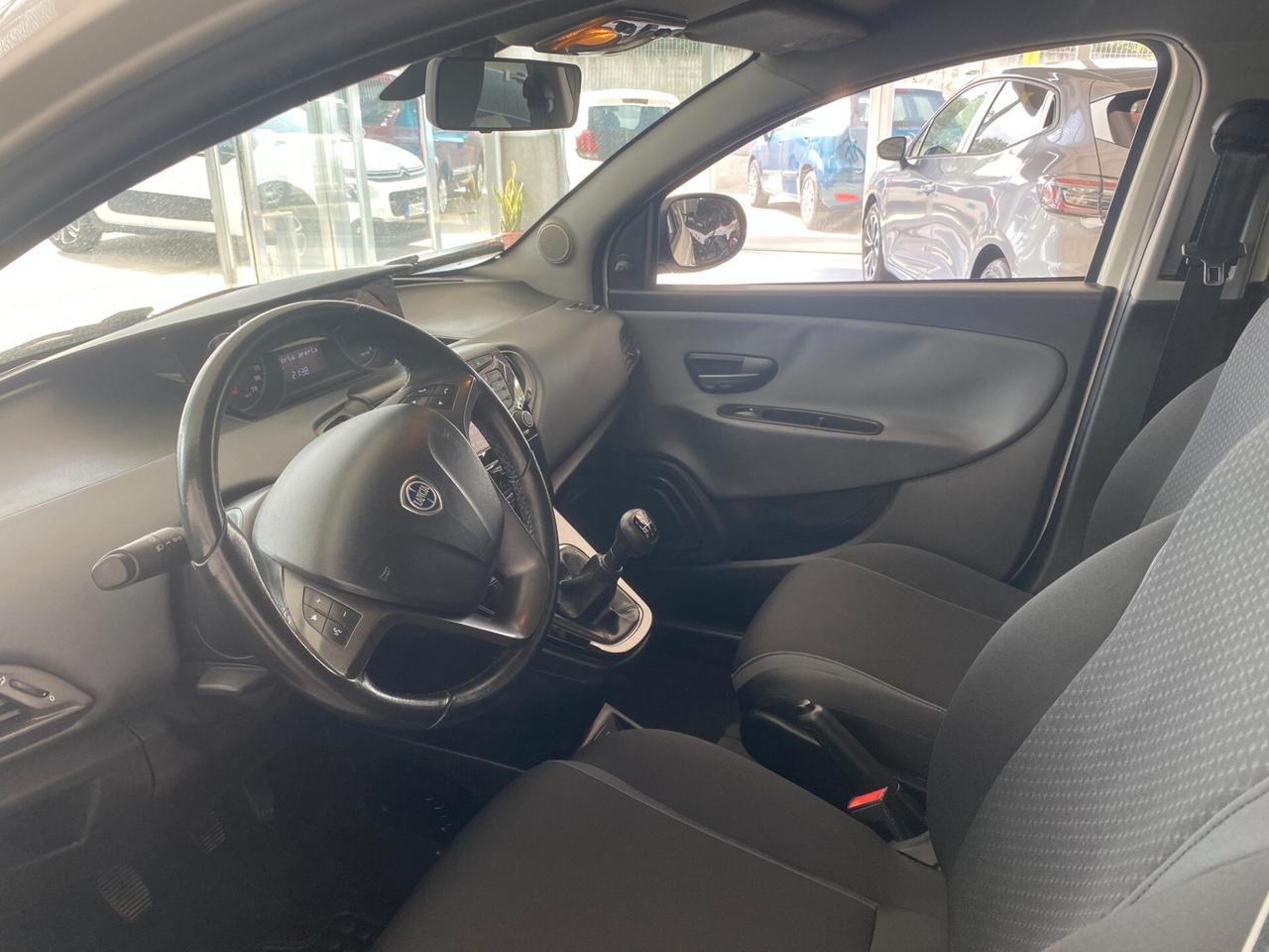 Lancia Ypsilon 1.3 MJT 16V 95 CV 5 porte S&S Platinum