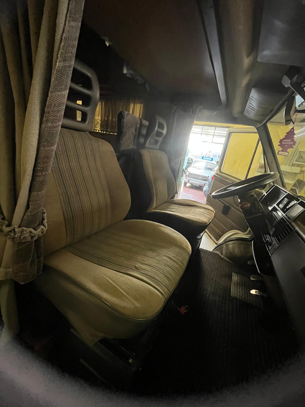 CAMPER MANSARDATO FIAT DUCATO - ADRIA - OMOLOGATO 6 POSTI - 2.5D - 1989