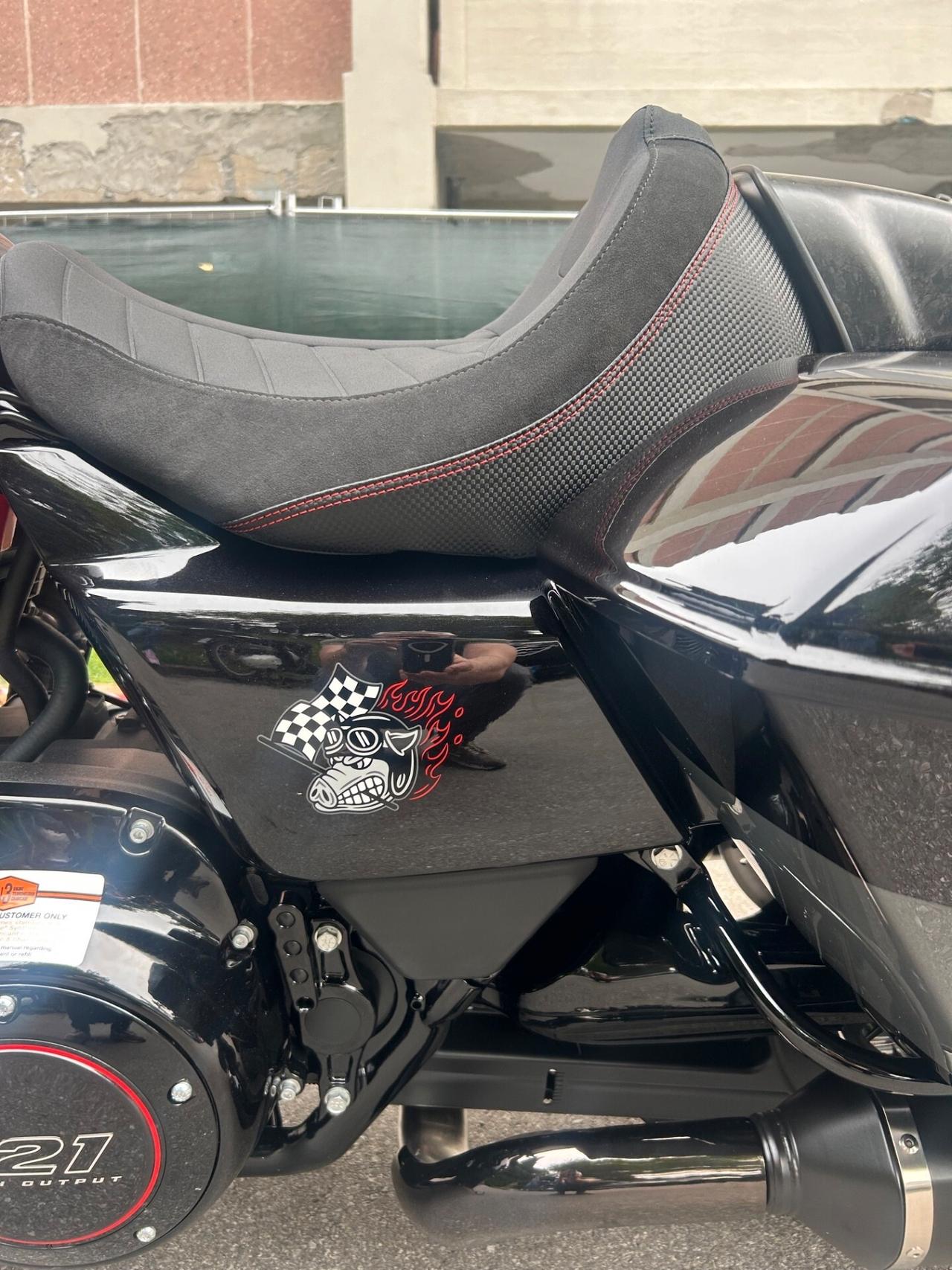 Harley-davidson Road Glide C.V.O. Gilde cvo st