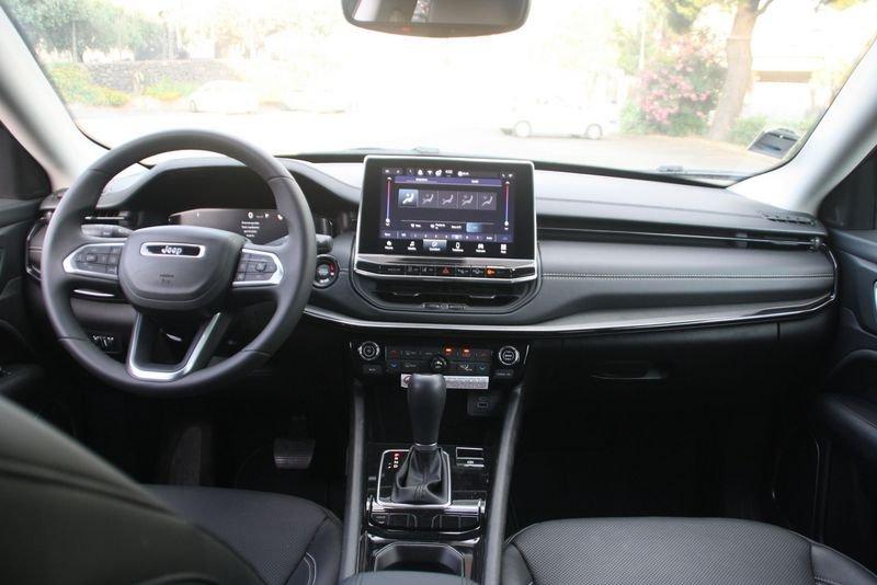 Jeep Compass e-Hybrid 1.5 Turbo MHEV T4 96kW Summit DDCT