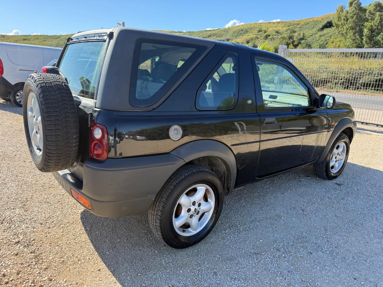 Land Rover Freelander 2.0 TD cat 3p. Hardback
