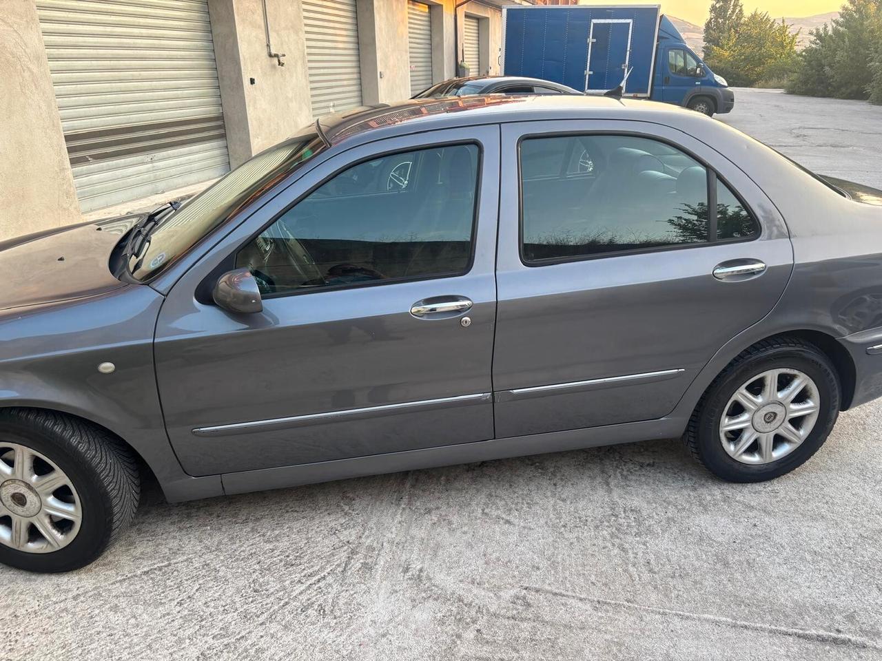 Lancia Lybra 1.9 JTD cat LX