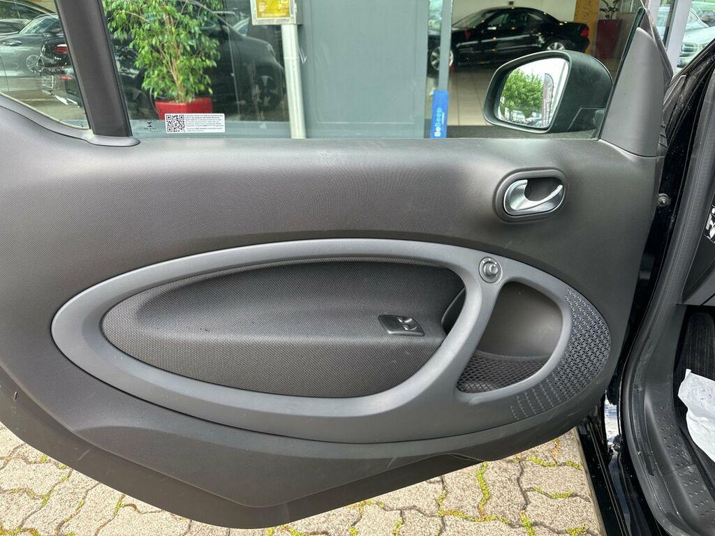 Smart fortwo EQ Pulse