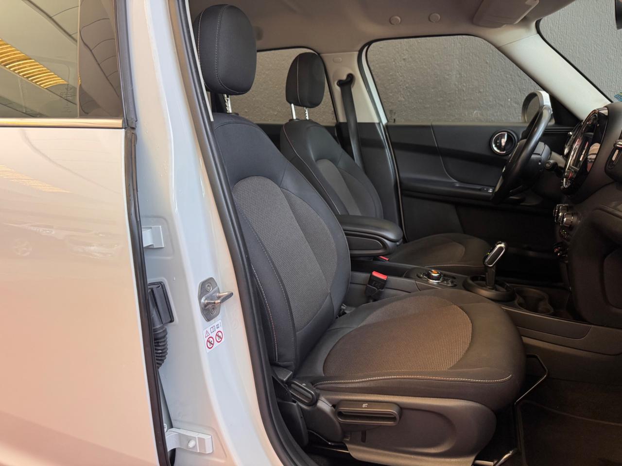 Mini Cooper D Countryman 2.0 Hype
