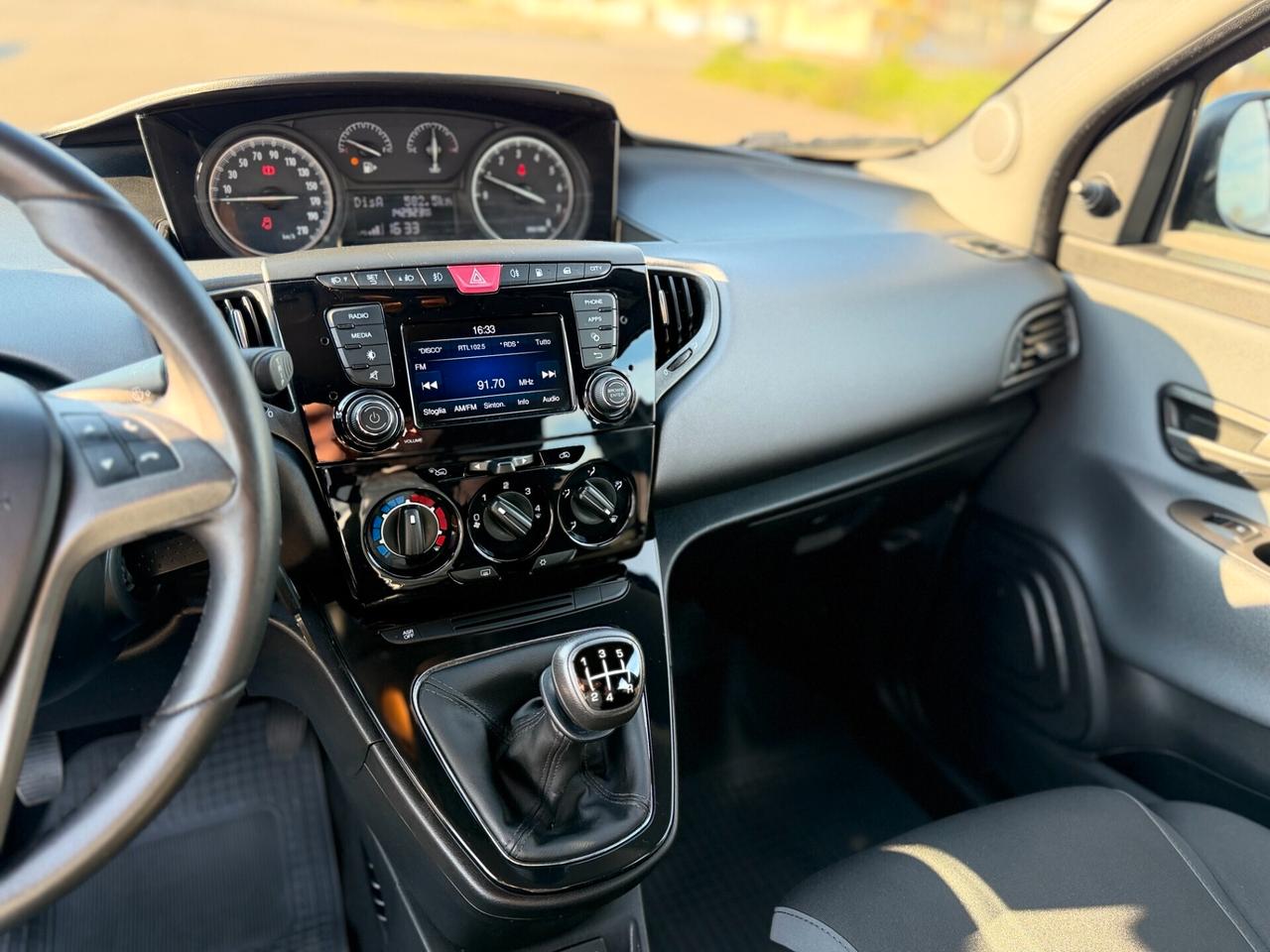 Lancia Ypsilon 1.2 69 CV 5 porte GPL Ecochic Gold