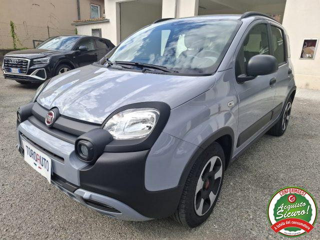 FIAT Panda 1.0 FireFly S&S Hybrid City Cross UNICO PROPRIETAR