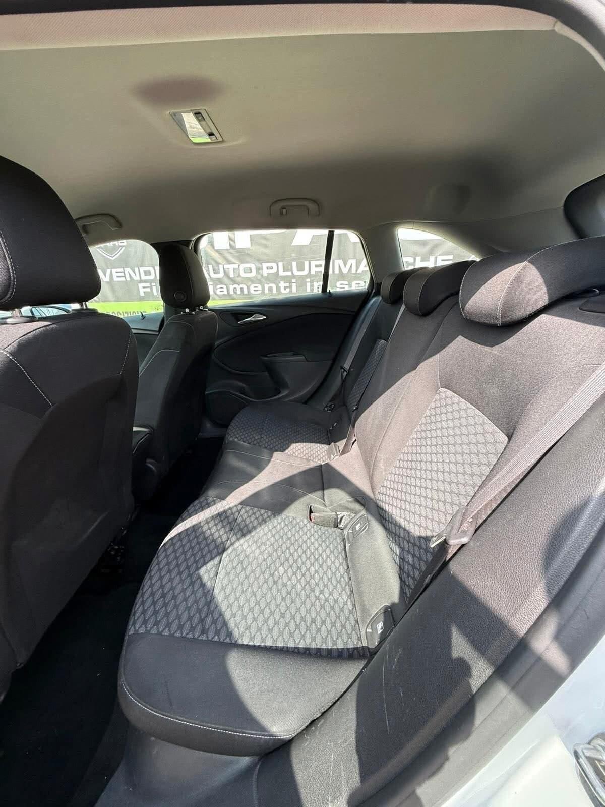 Opel Astra 1.6 CDTi Sports Tourer