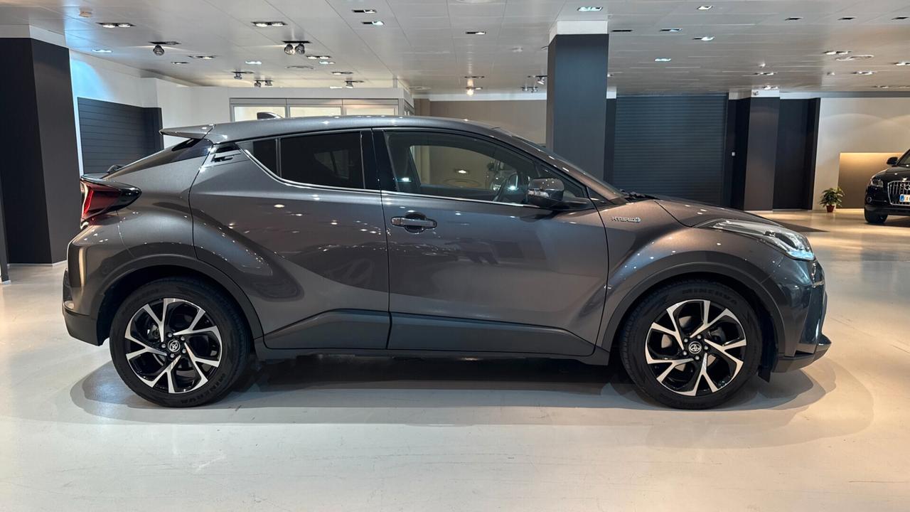 Toyota C-HR 1.8 Hybrid E-CVT Trend - 2021