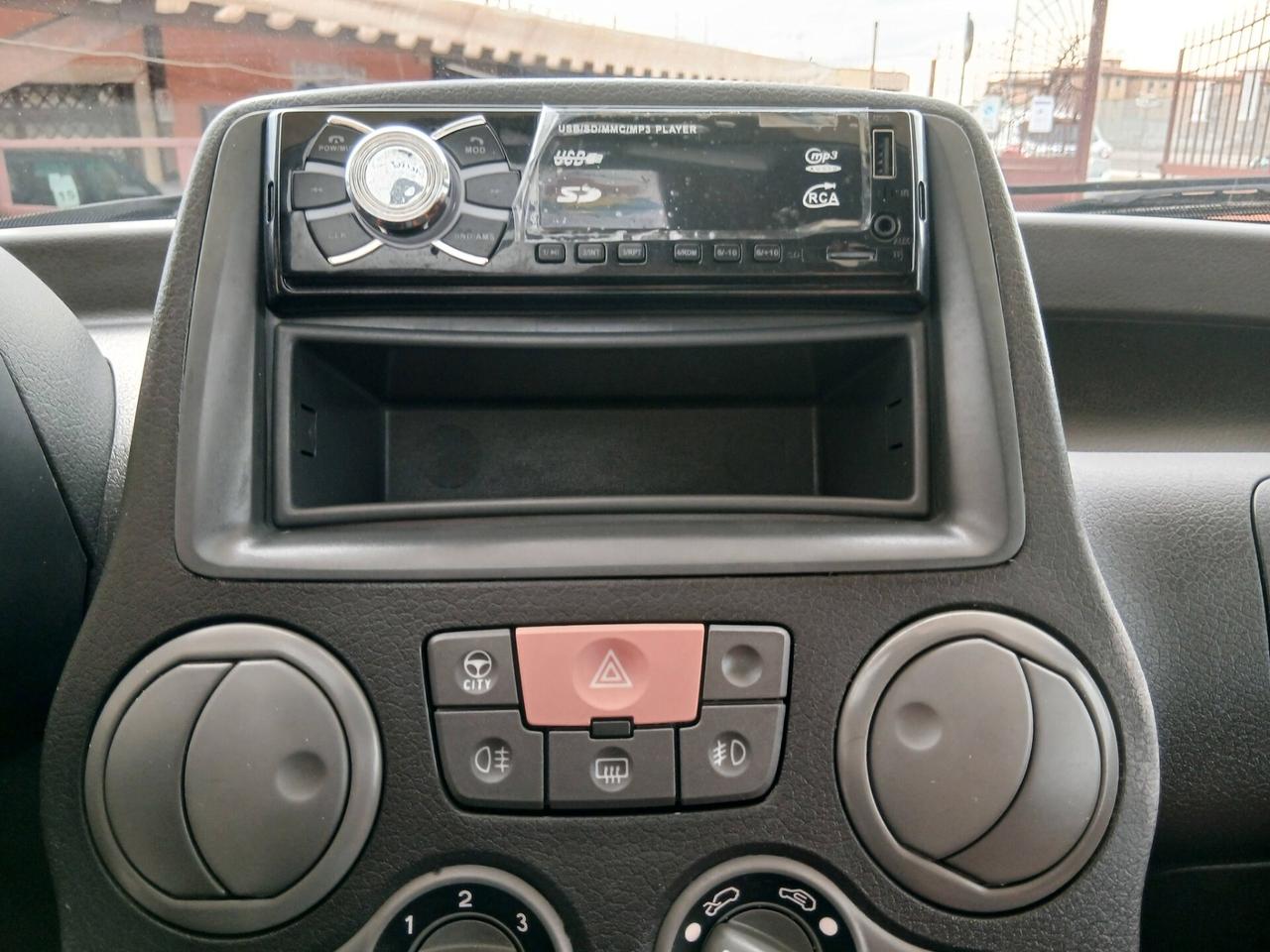 Fiat Panda 1.2 Climbing Natural Power full 09