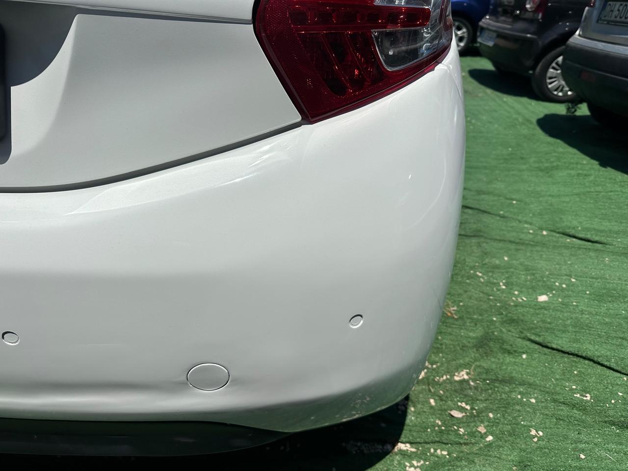 Peugeot 208 1.4 diesel 2013 12 mesi di garanzia