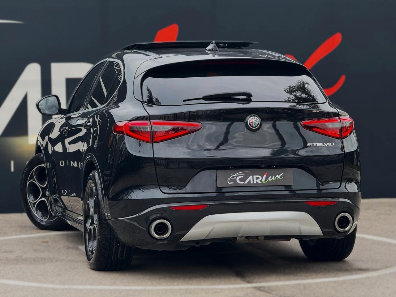 Alfa Romeo Stelvio 2.2 Turbo Diesel Ti 160CV TETTO