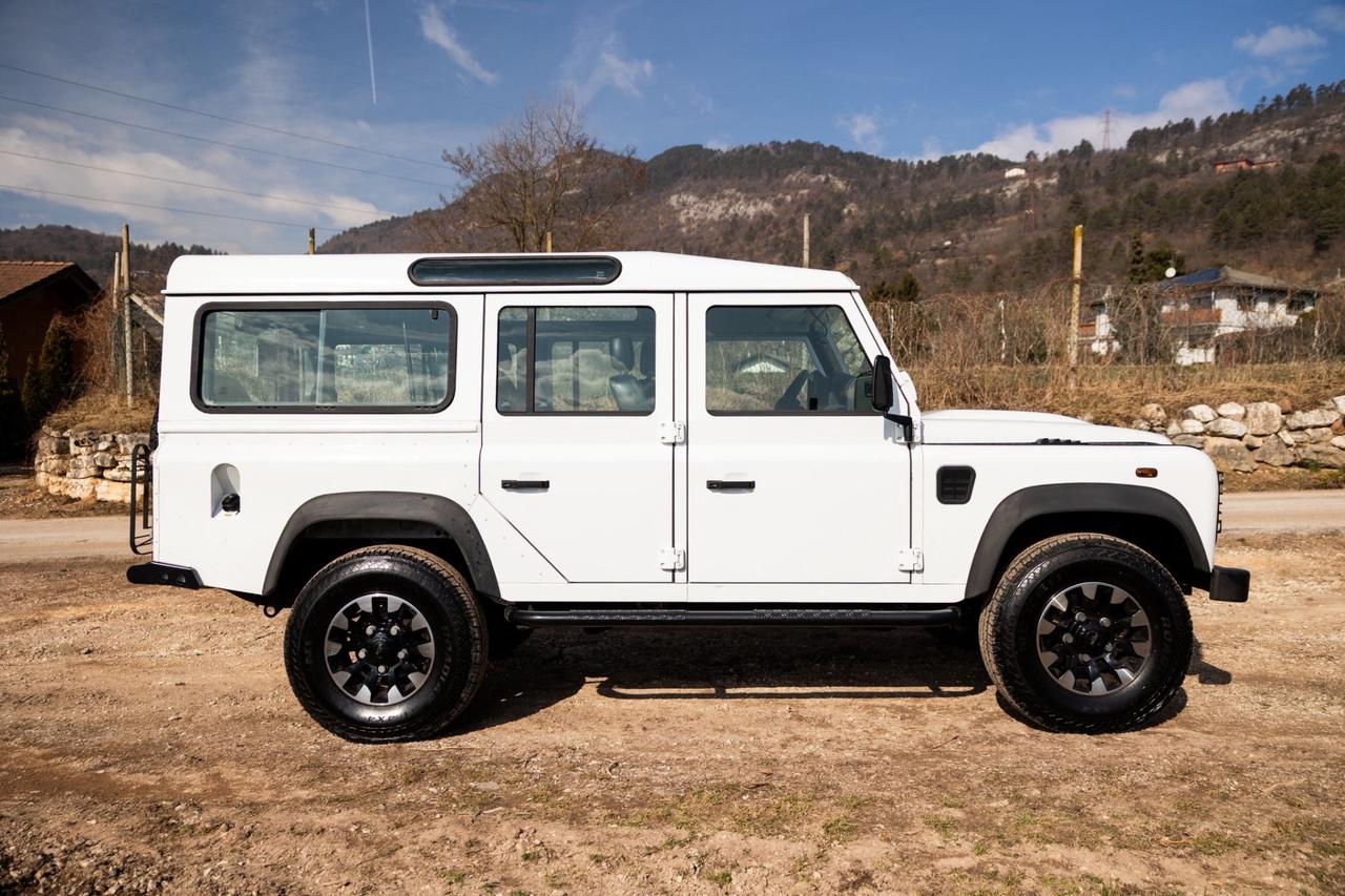 Land Rover Defender 110 2.2 TD4 Station Wagon E N1