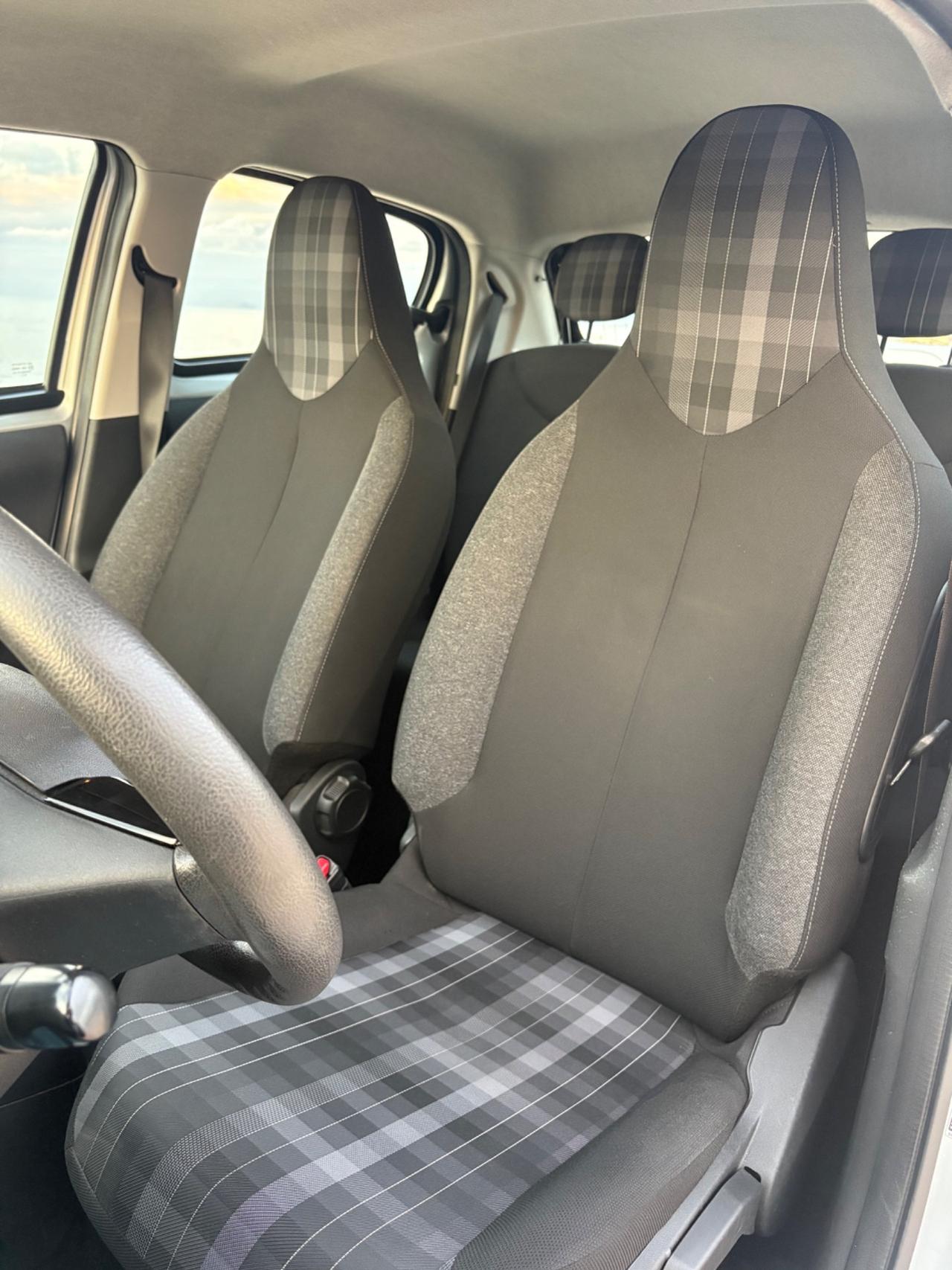 Peugeot 108 VTi 72 5 porte Allure